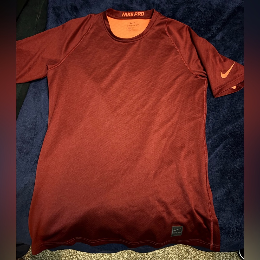 Nike Pro Combat Compression Burgundy Performance Shirt | Men’s Medium